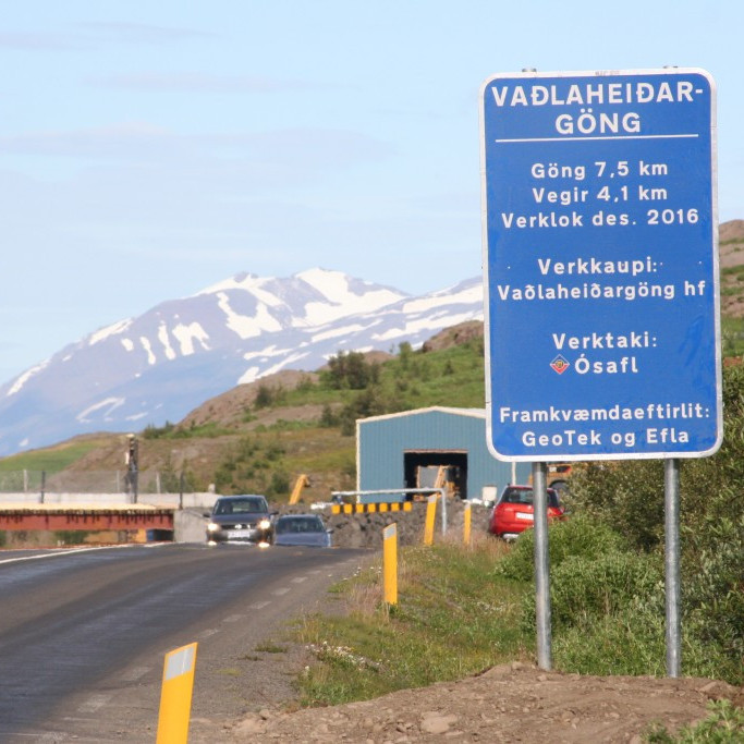 Upplýsingarskilti komið upp Eyjarfjarðarmegin