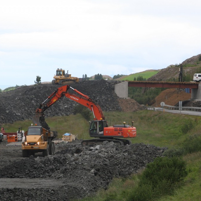 Unnið á tippsvæðinu