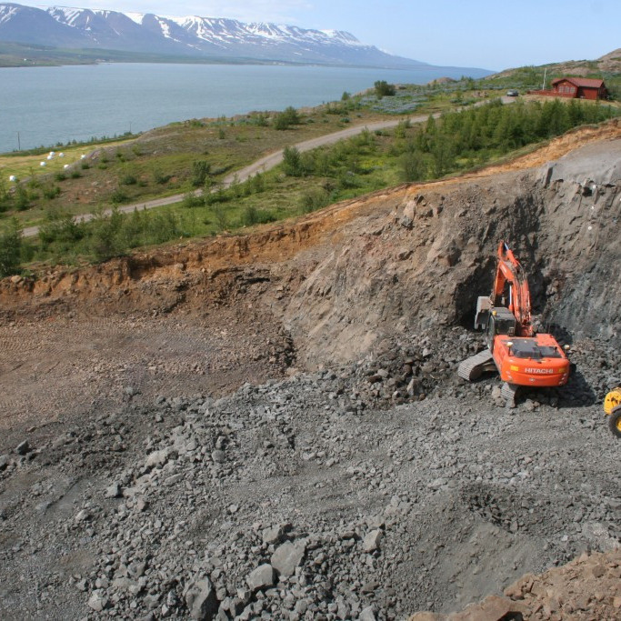 yfirlitsmynd 25.6.2013