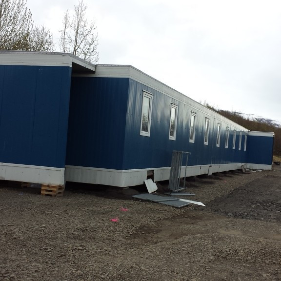 gisti og mataraðstaða er í landi Halllands